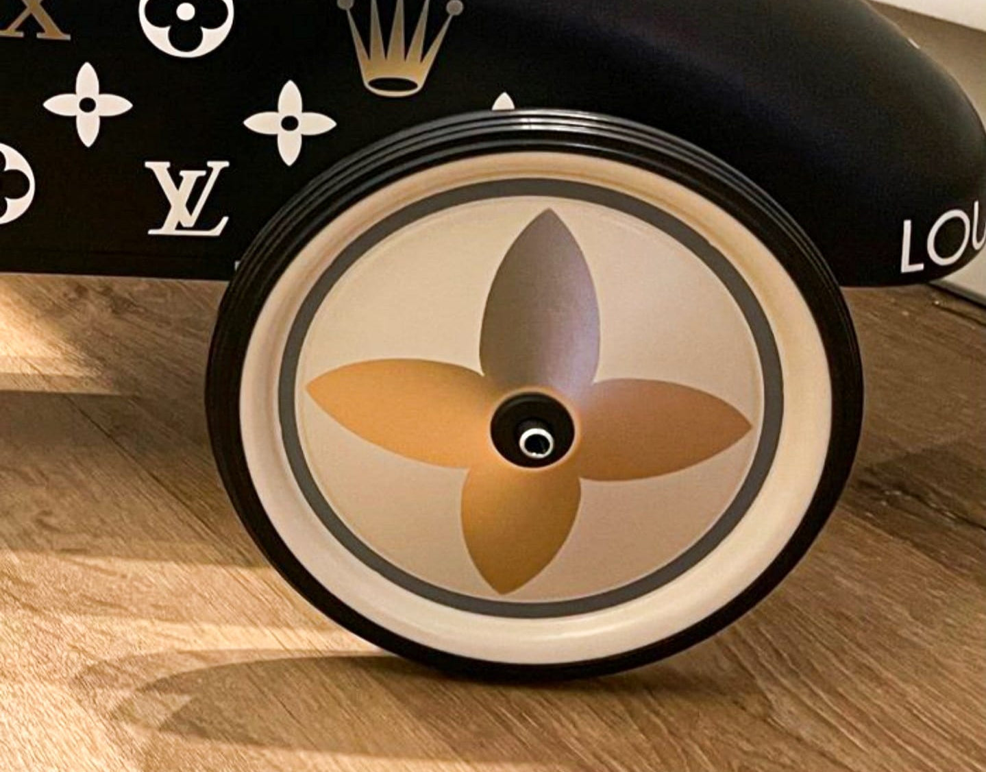 Macchina Louis x RLX " The Gold Edition " ( MVM Artist ) X